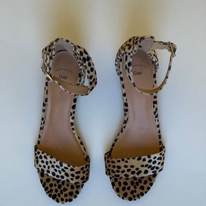 GAP CHEETAH BLOCK HEELS